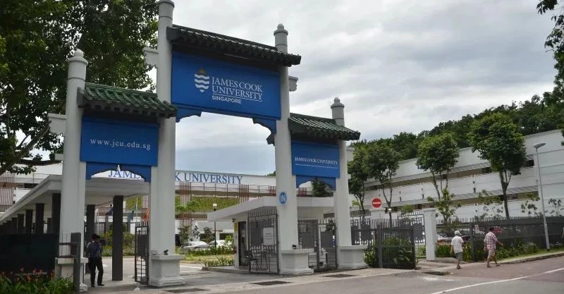 QS发布2024年最新世界大学排名，JCU学生或成最大赢家！学校排名直接飙升50位 | 狮城新闻 | 新加坡新闻
